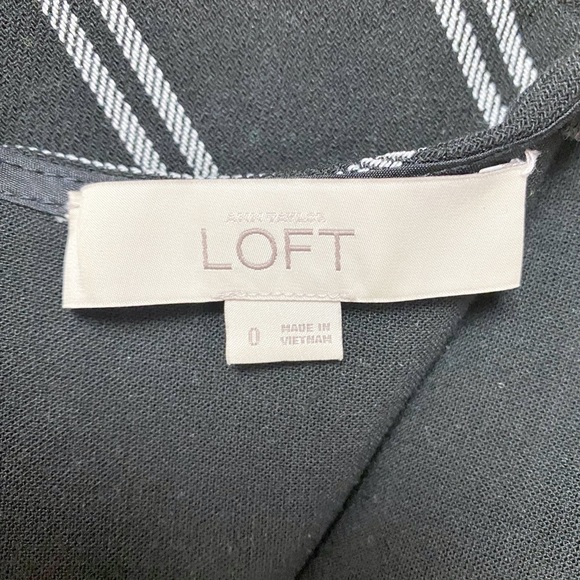 Ann Taylor LOFT Dress size 0 - Picture 6 of 7